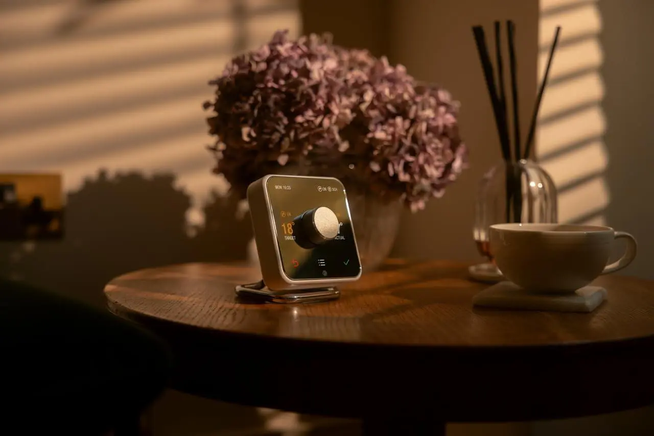 Modern smart heating control in a home